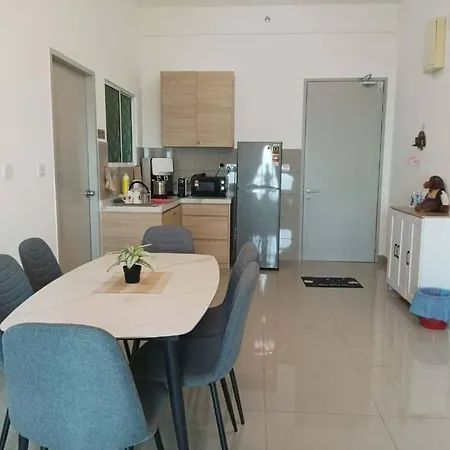 Two Bedroom Amber Cove Malacca Room photo