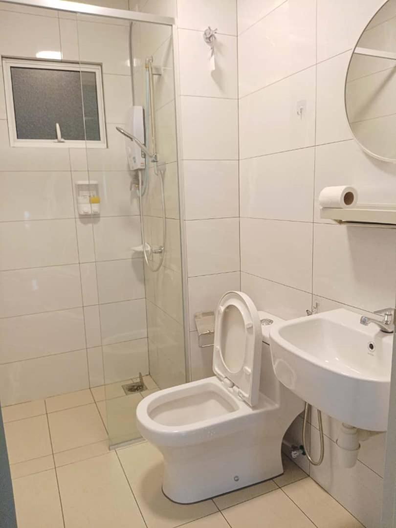 Two Bedroom Amber Cove Apartment Malacca
