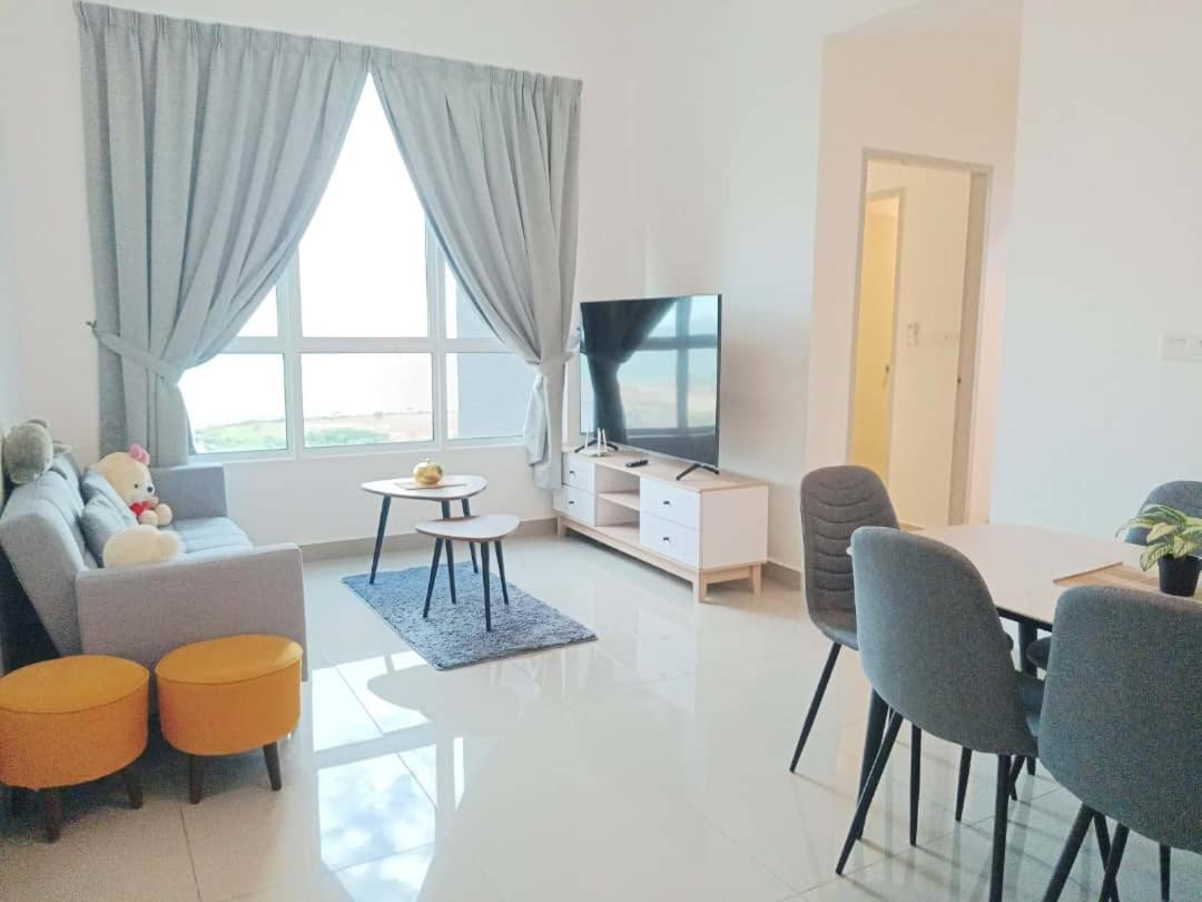 Two Bedroom Amber Cove *